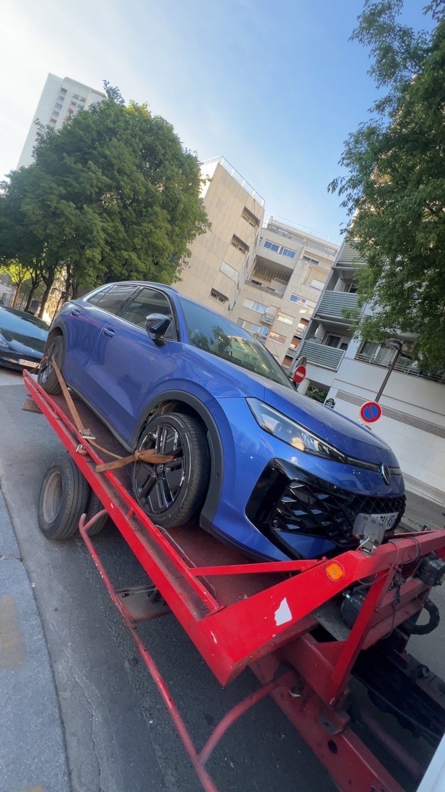 Remorquage voiture électrique à Drancy